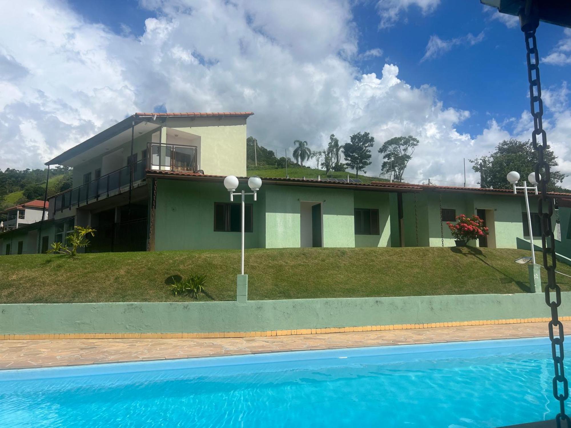 Villagio Aguas Do Jaguari Pousada Santa Isabel Bagian luar foto